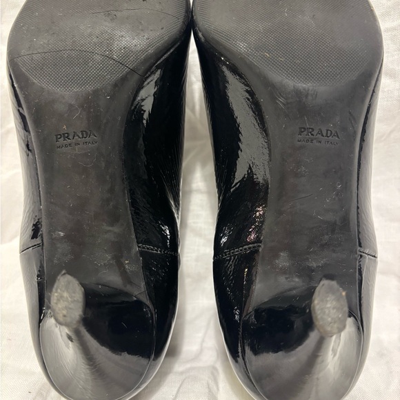 Prada patent leather heeled booties size EU 37 / US 7 - Picture 8 of 8
